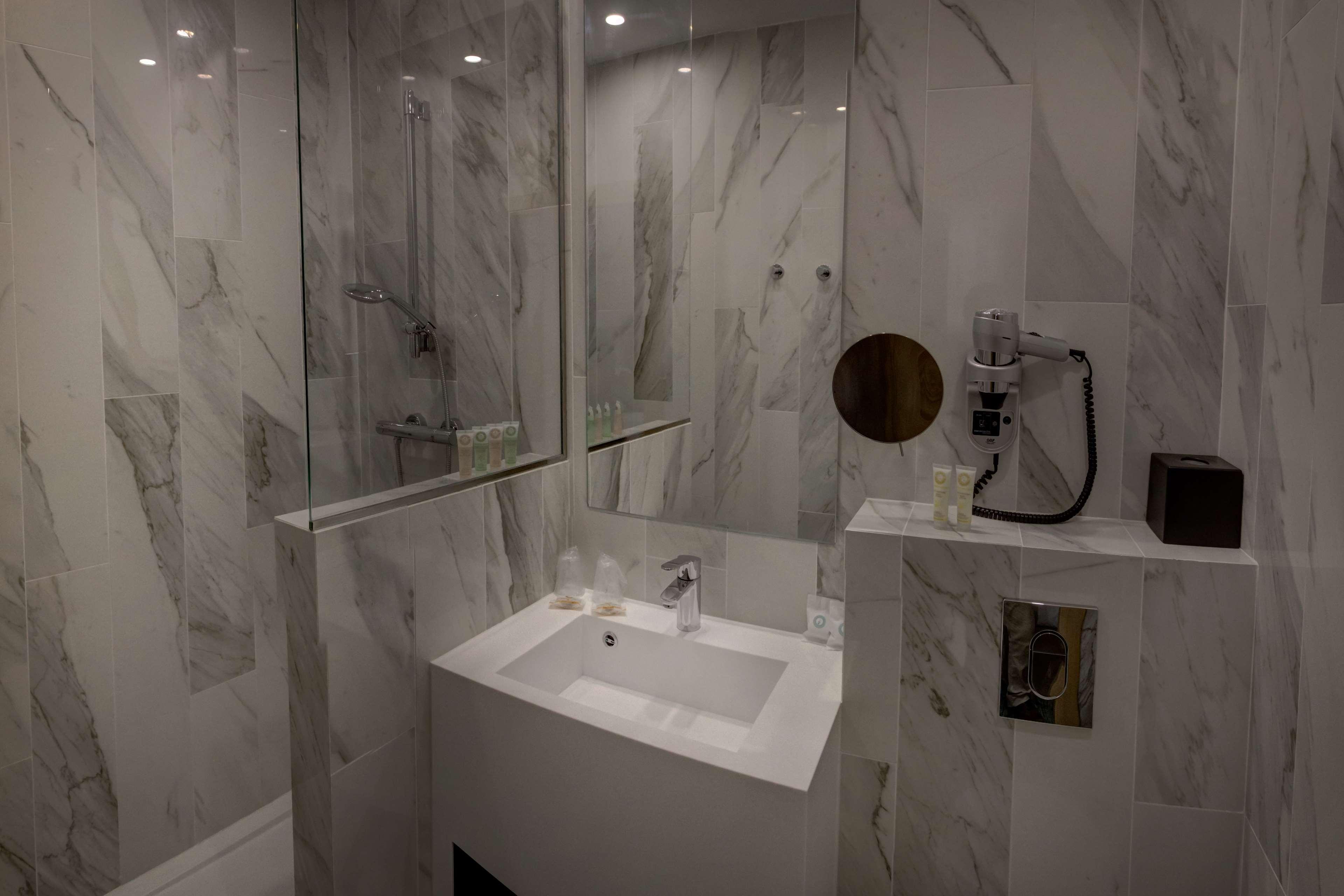 Best Western Plus Comedie Saint Roch Montpellier Buitenkant foto